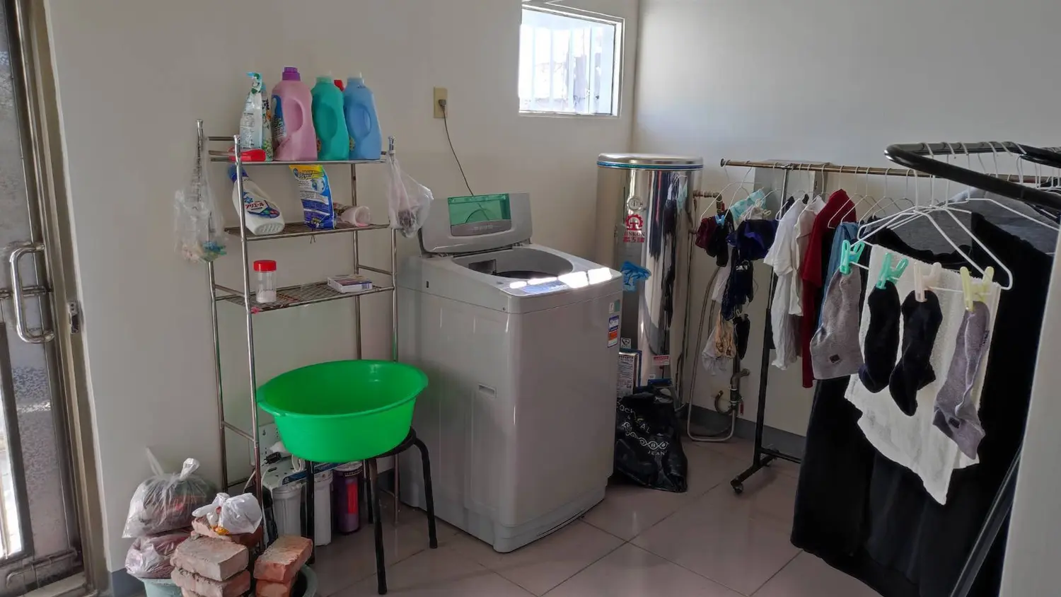 Room for rent in East District, Tainan City | NT$ 7 500 | 20 ping slide 27