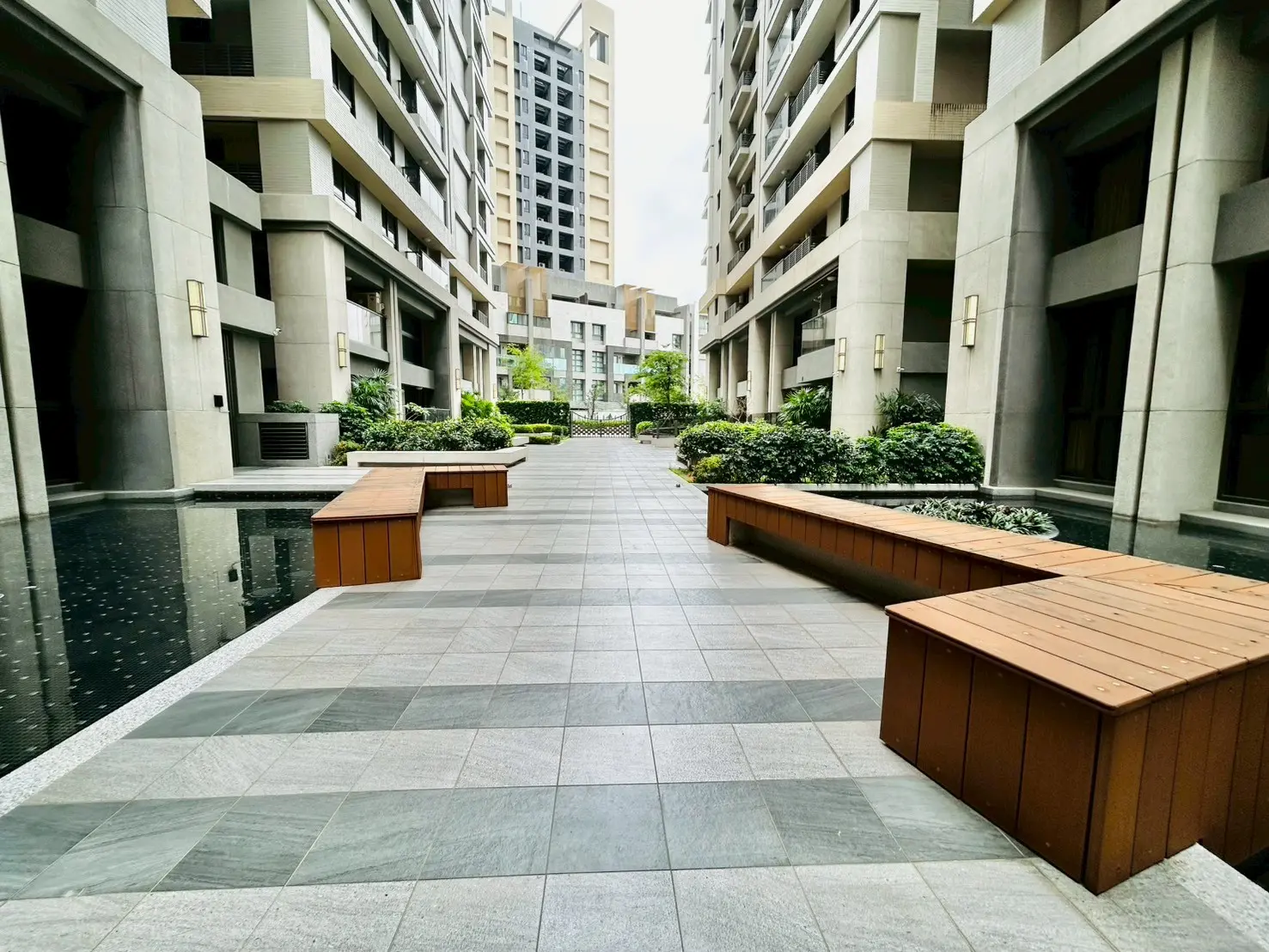 2 bedrooms apartment for sale in Fengshan District, Kaohsiung City | TWD 9 980 000 | 15 ping slide 8