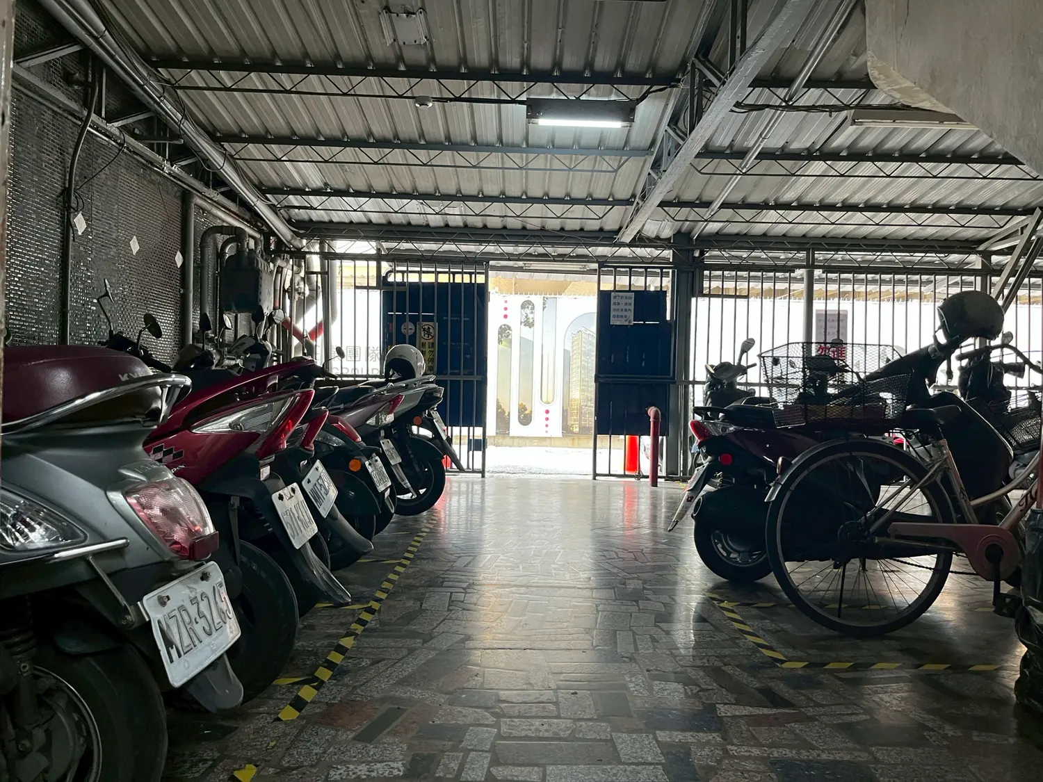 1 room apartment for sale in Qianjin District, Kaohsiung City | TWD 13 880 000 | 38 ping slide 8