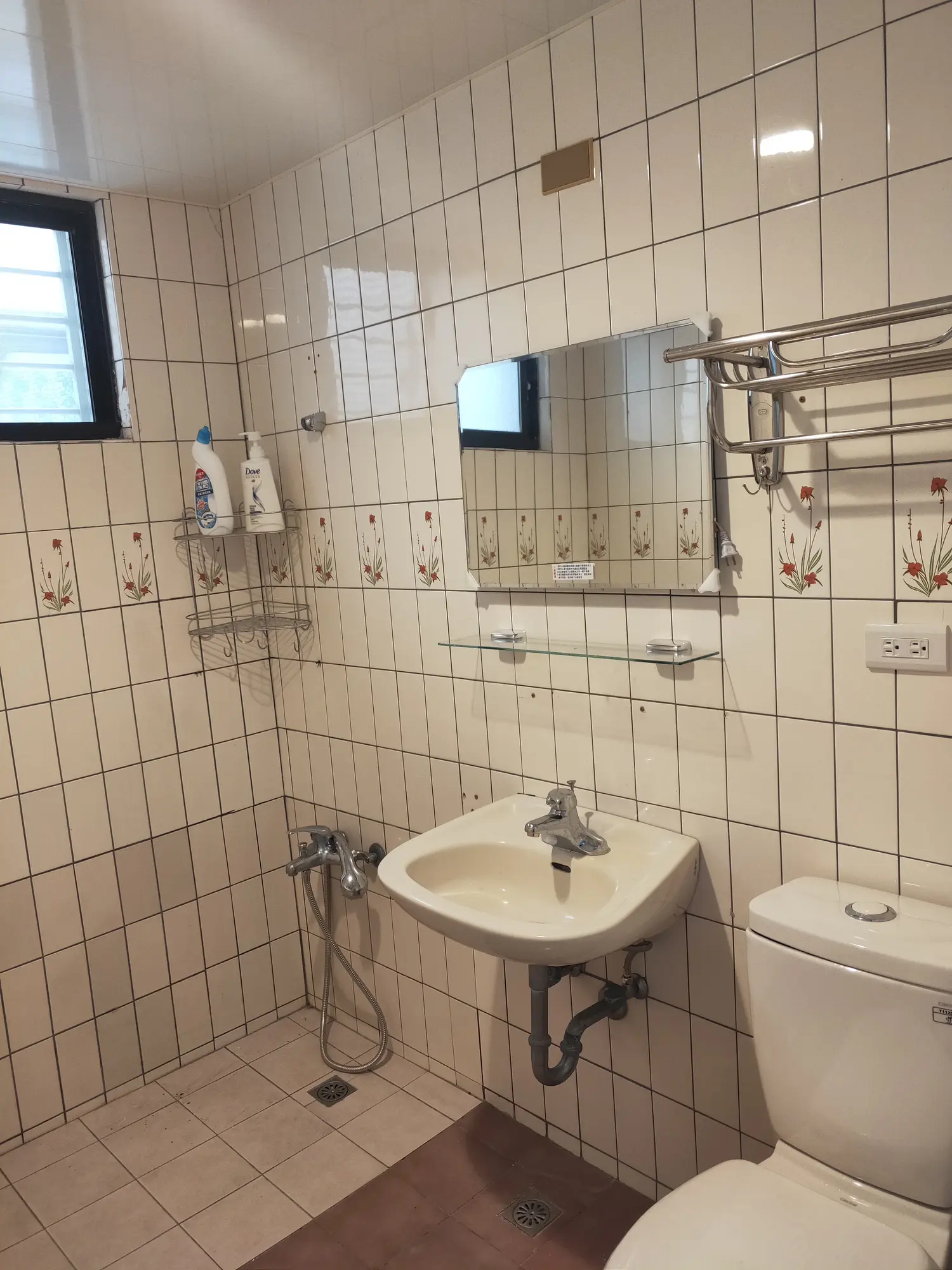 Room for rent in Daan District, Taipei City | TWD 15 000 | 3 ping slide 9