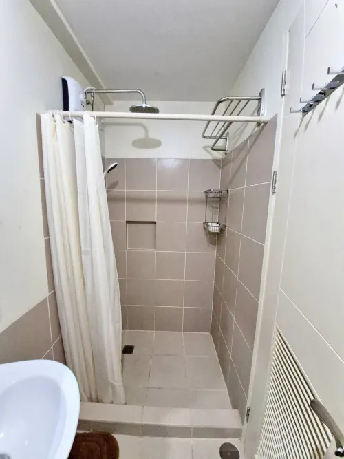 Apartment for rent TWD 20 000 - Lane 223, Section 4, Zhongxiao E Rd - Studio