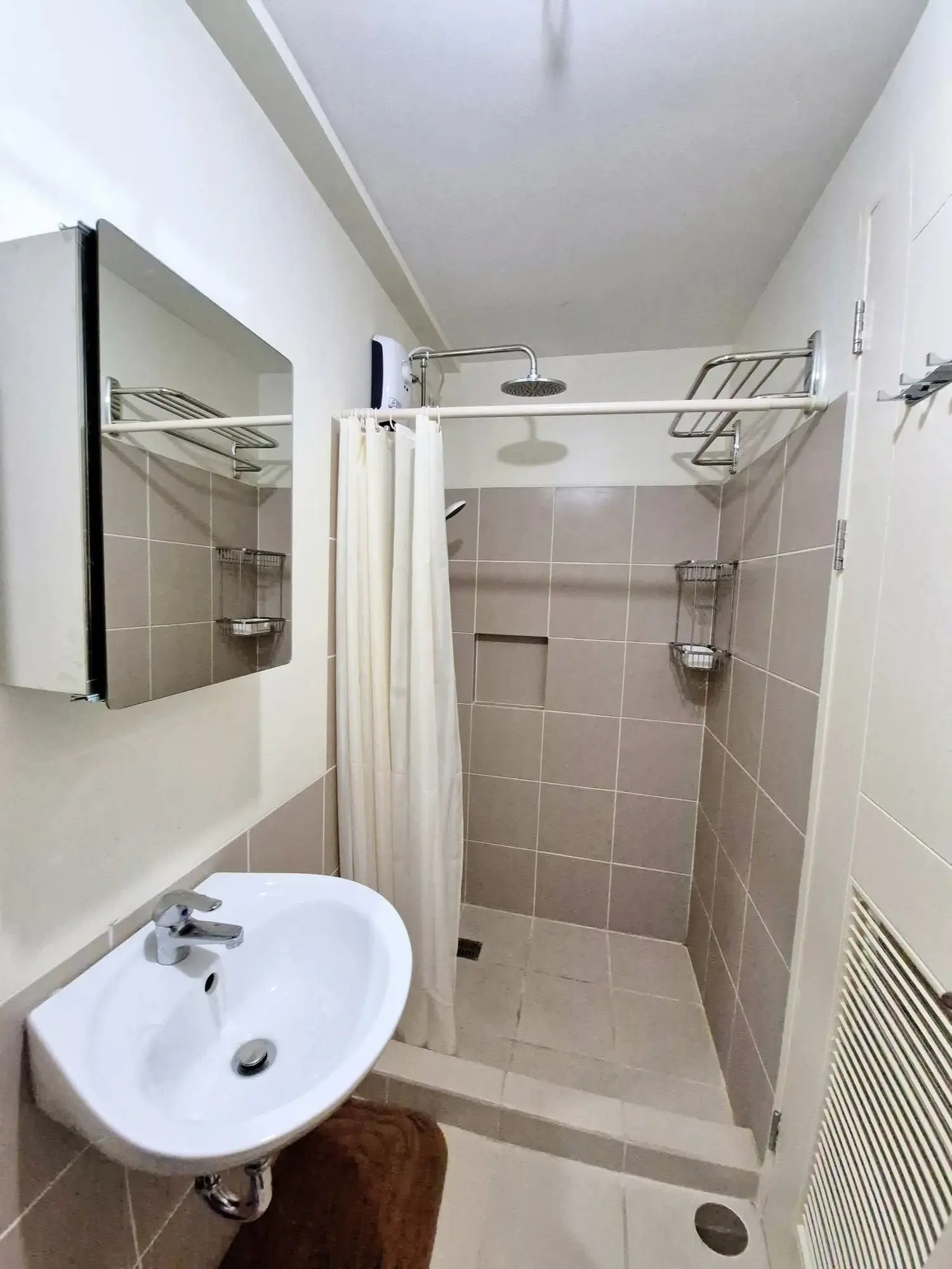 Studio apartment for rent TWD 20 000 - 10 ping - Daan District,Taipei City slide 2