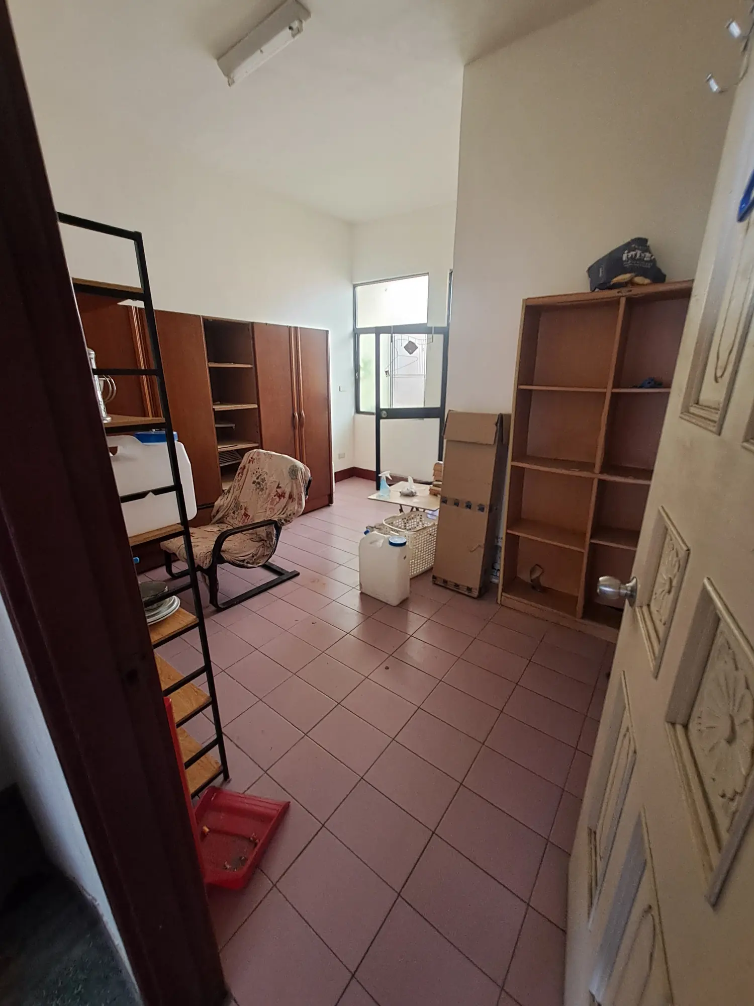 Private room for rent TWD 8 000 - 15 ping - Zuoying District,Kaohsiung City slide 4