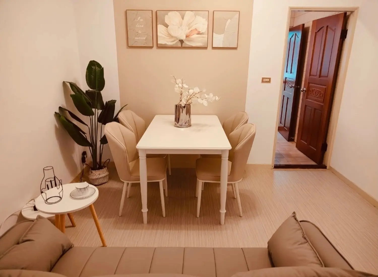 Private room for rent TWD 18 500 - 4 ping - Daan District,Taipei City slide 0