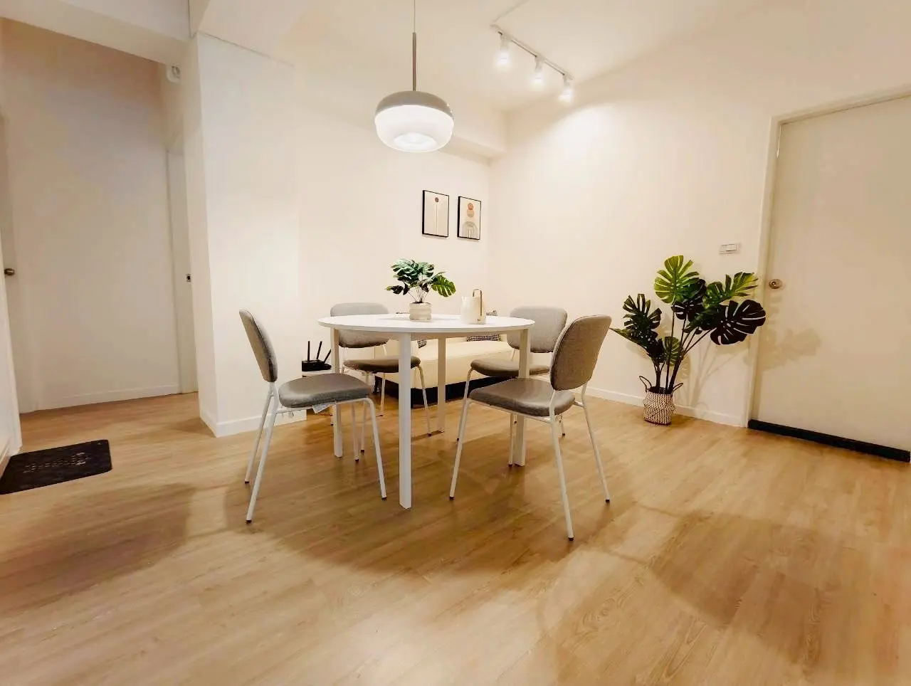 Room for rent in Taipei City, Daan District | NT$ 19 500 | 7 ping slide 8