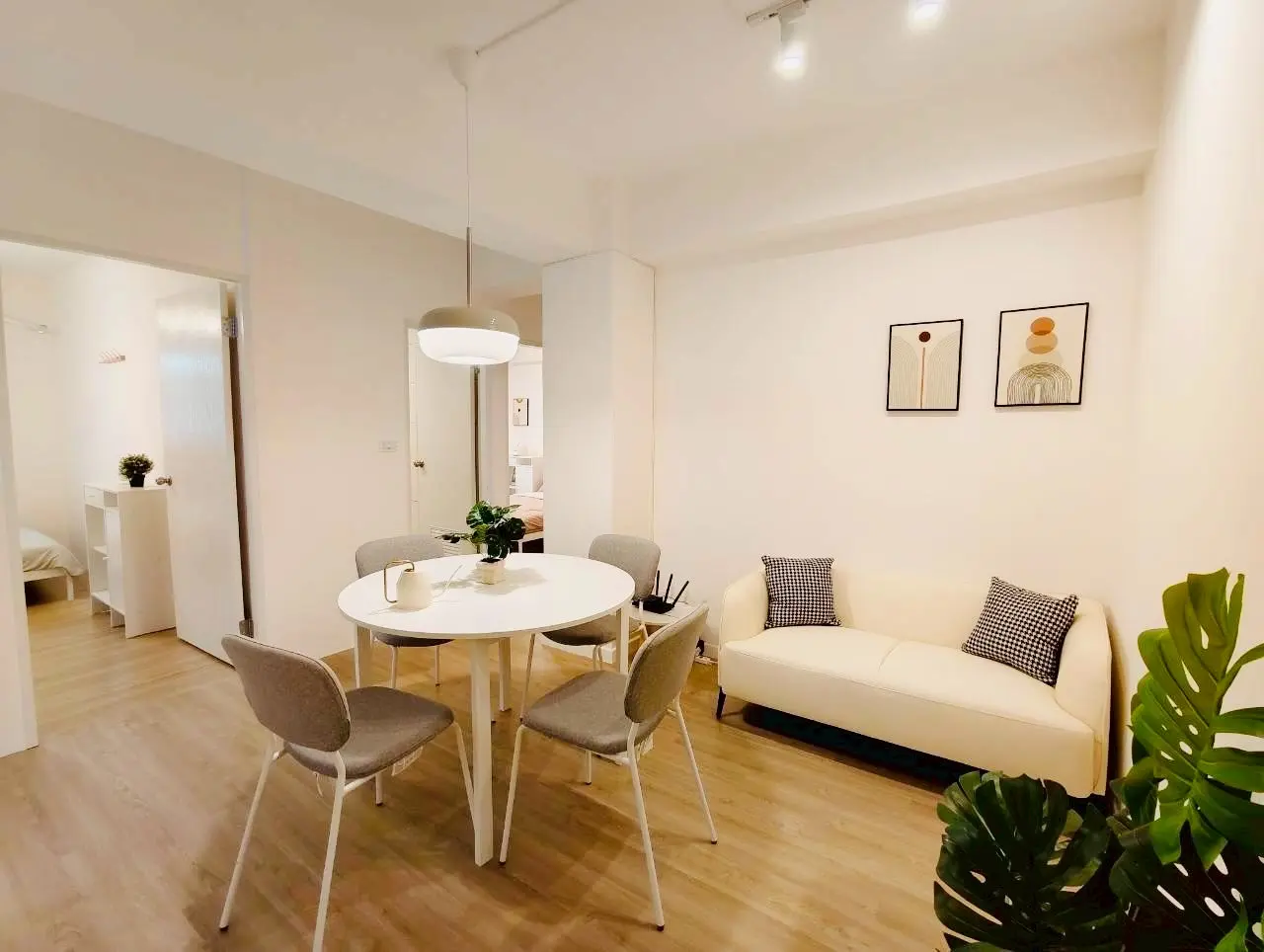 Room for rent in Taipei City, Daan District | NT$ 19 500 | 7 ping slide 15