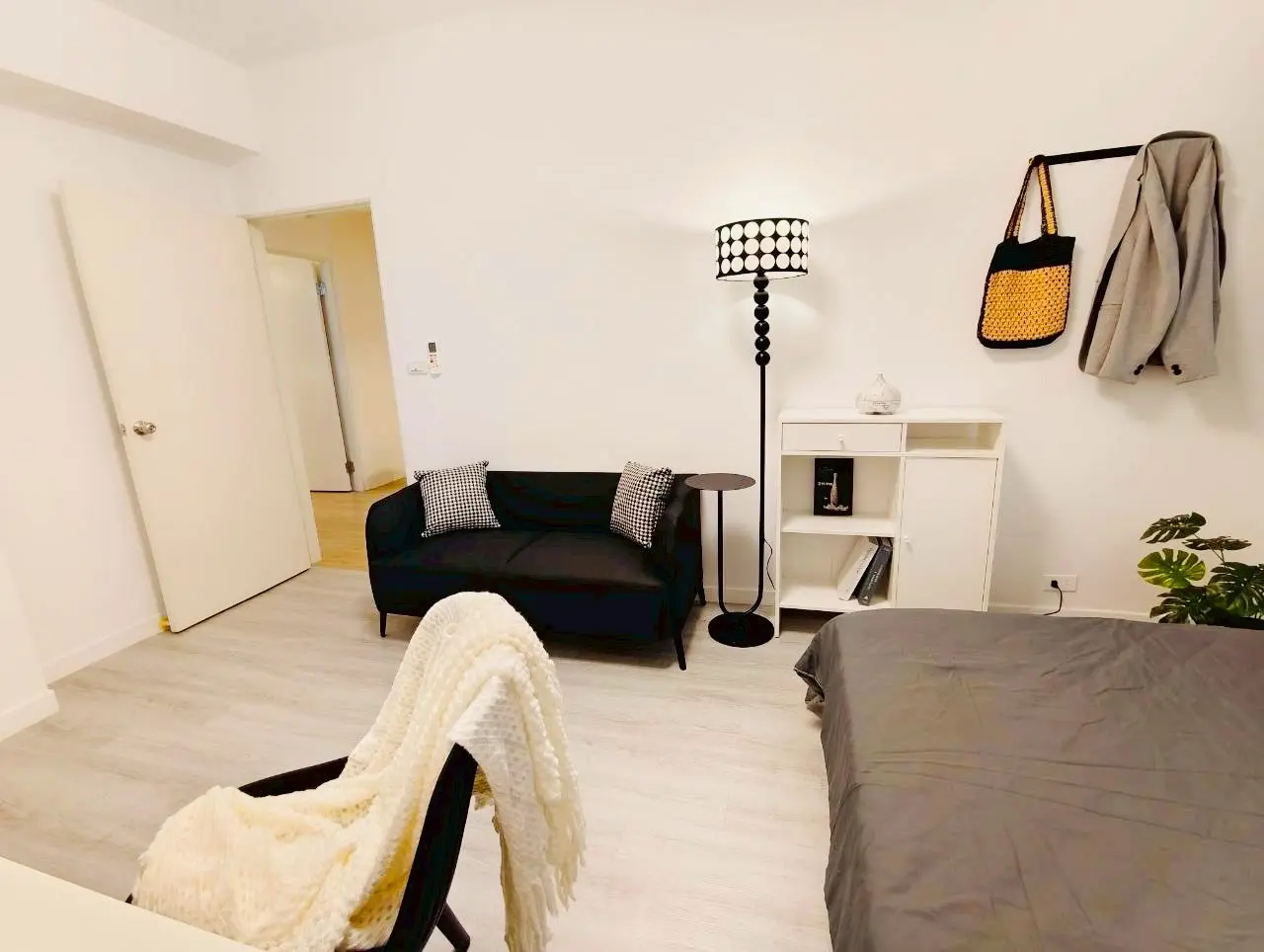 Room for rent in Taipei City, Daan District | NT$ 19 500 | 7 ping slide 12