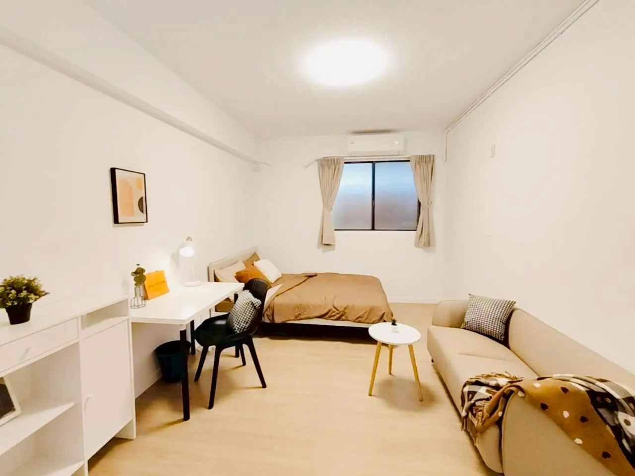 Room for rent in Taipei City, Daan District | NT$ 19 500 | 7 ping slide 0