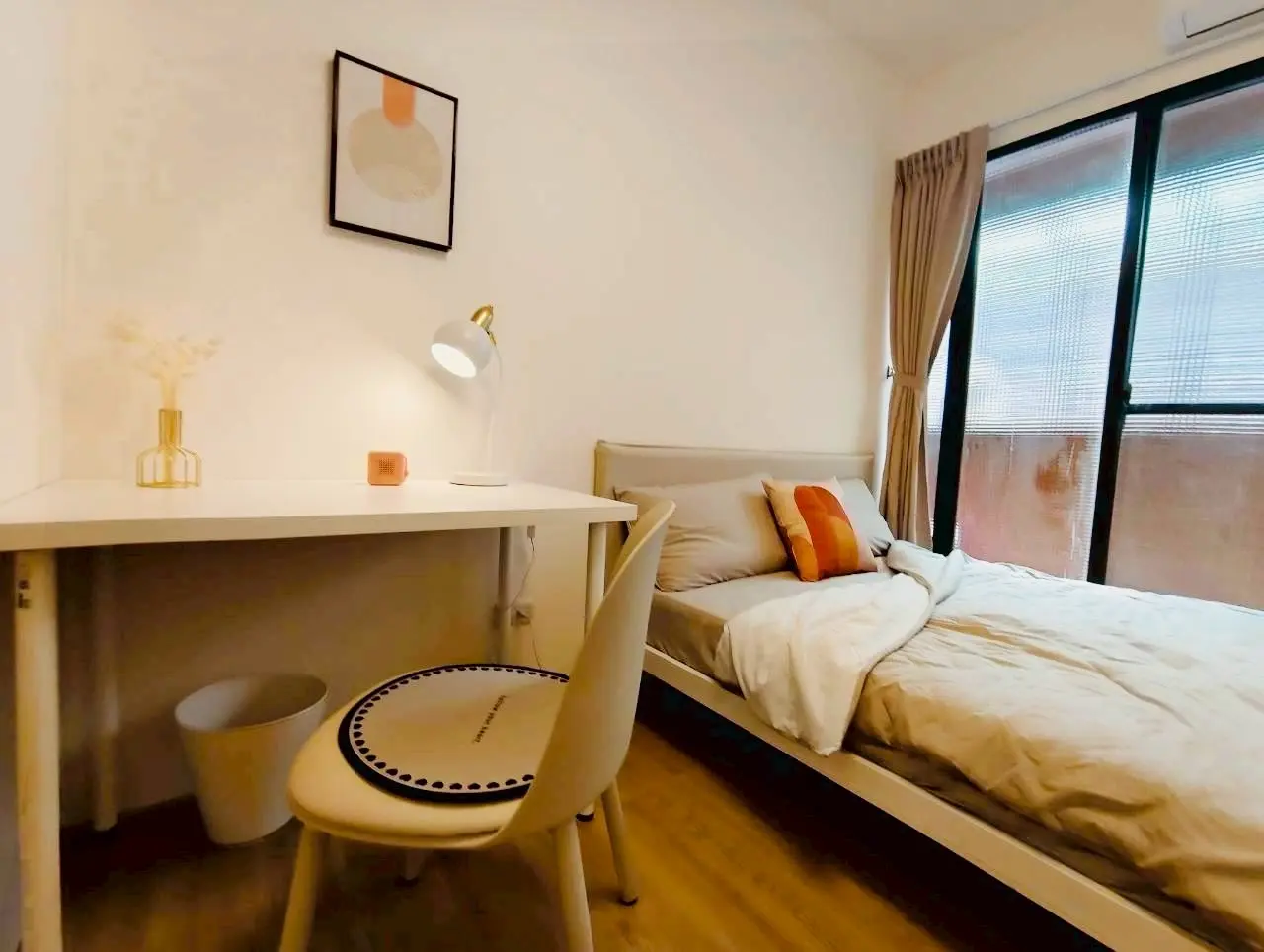 Room for rent in Taipei City, Daan District | NT$ 19 500 | 5 ping slide 3