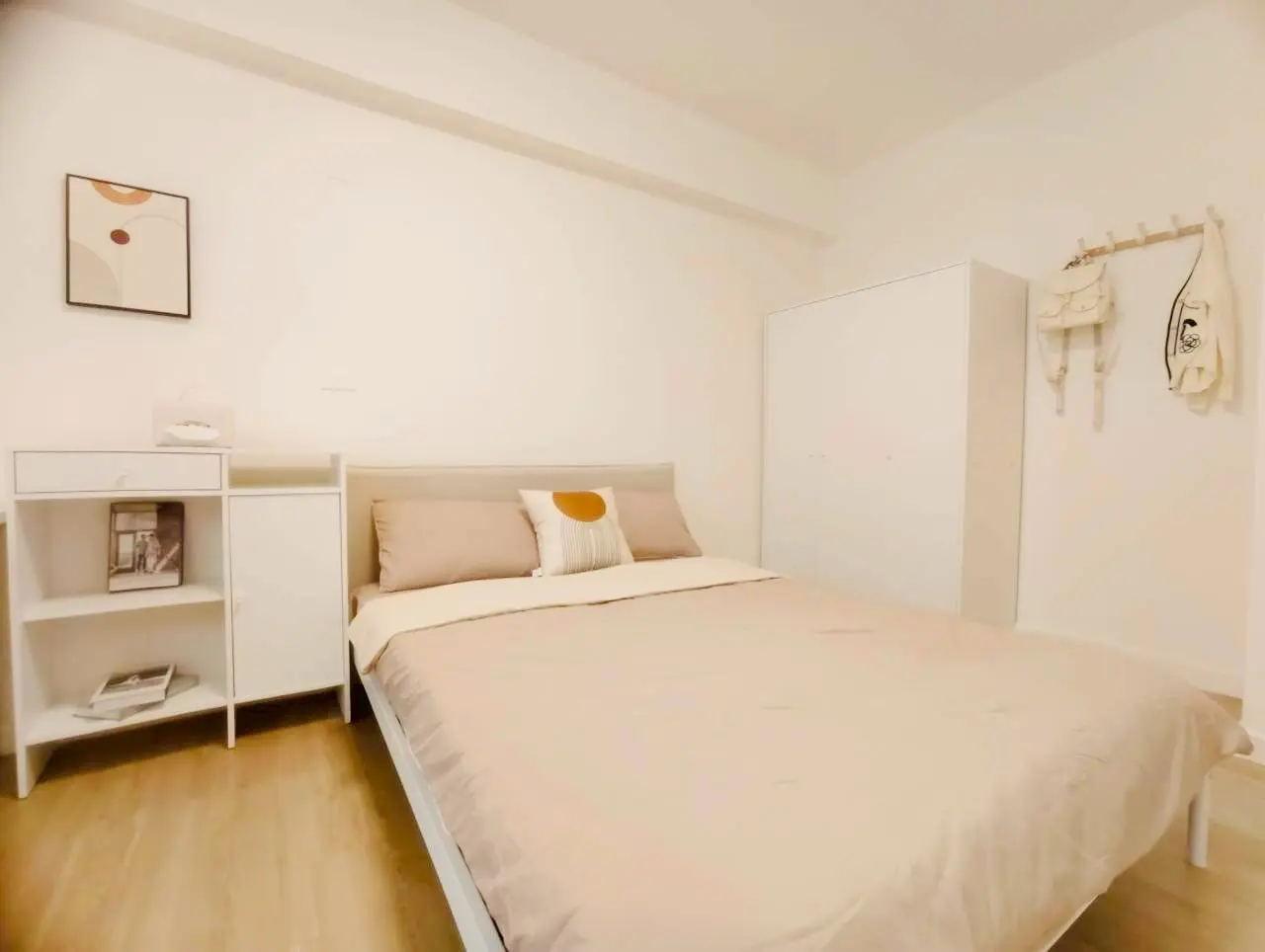 Room for rent in Taipei City, Daan District | NT$ 23 000 | 7 ping slide 2