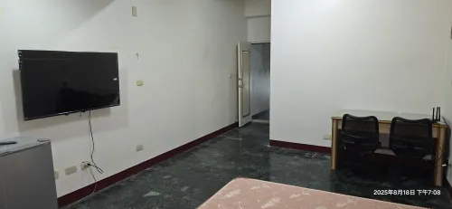 Private room for rent TWD 6 500 -  - 1 room