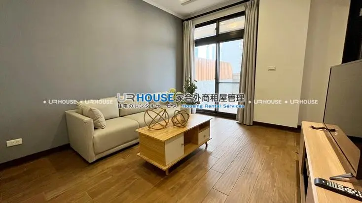 2 bedrooms apartment for rent in Xinyi District, Taipei City | TWD 55 000 | 19 ping slide 0