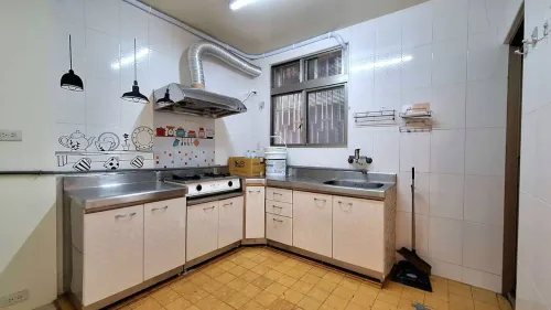 Apartment for rent TWD 48 800 - Lane 5, Zhiyuaner Rd - 3 bedrooms