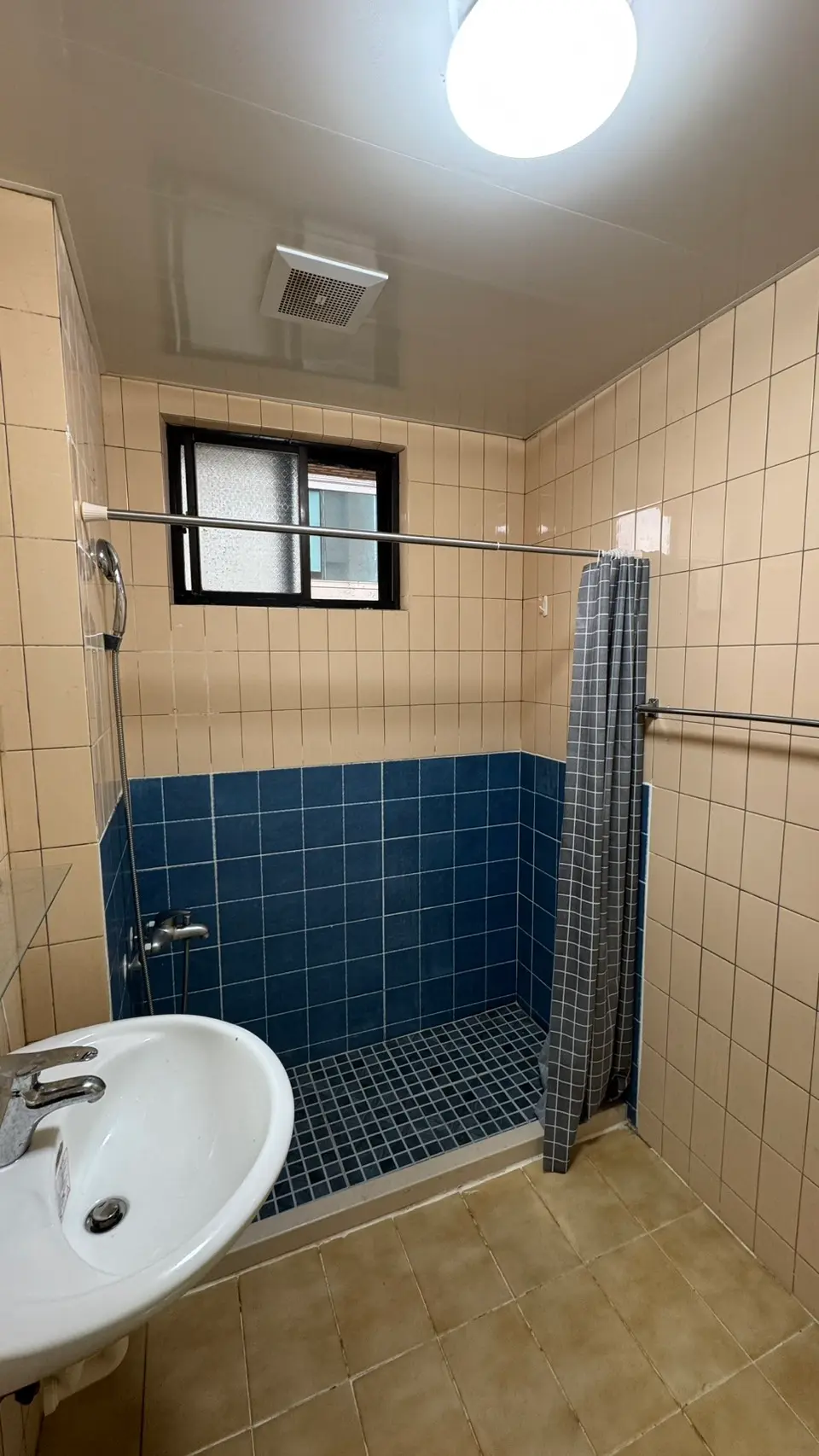 2 bedrooms apartment for rent in Xinyi District, Taipei City | TWD 35 000 | 20 ping slide 13