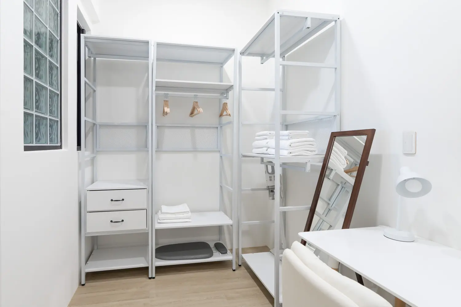 1 room apartment for rent in Zhongshan District, Taipei City | NT$ 98 330 | 21 ping slide 9