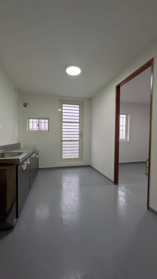 2 bedrooms townhouse for rent in Gushan District, Kaohsiung City | NT$ 16 800 | 13 ping slide 1