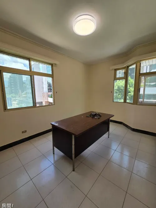 Apartment for rent TWD 50 000 - Huangxi St - 4 bedrooms