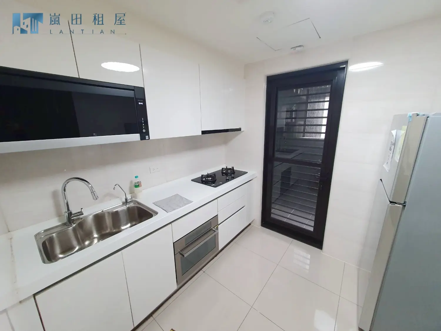 3 房 公寓 出租 TWD 30 000 - 26 坪 - 南屯區, 台中市 slide 2