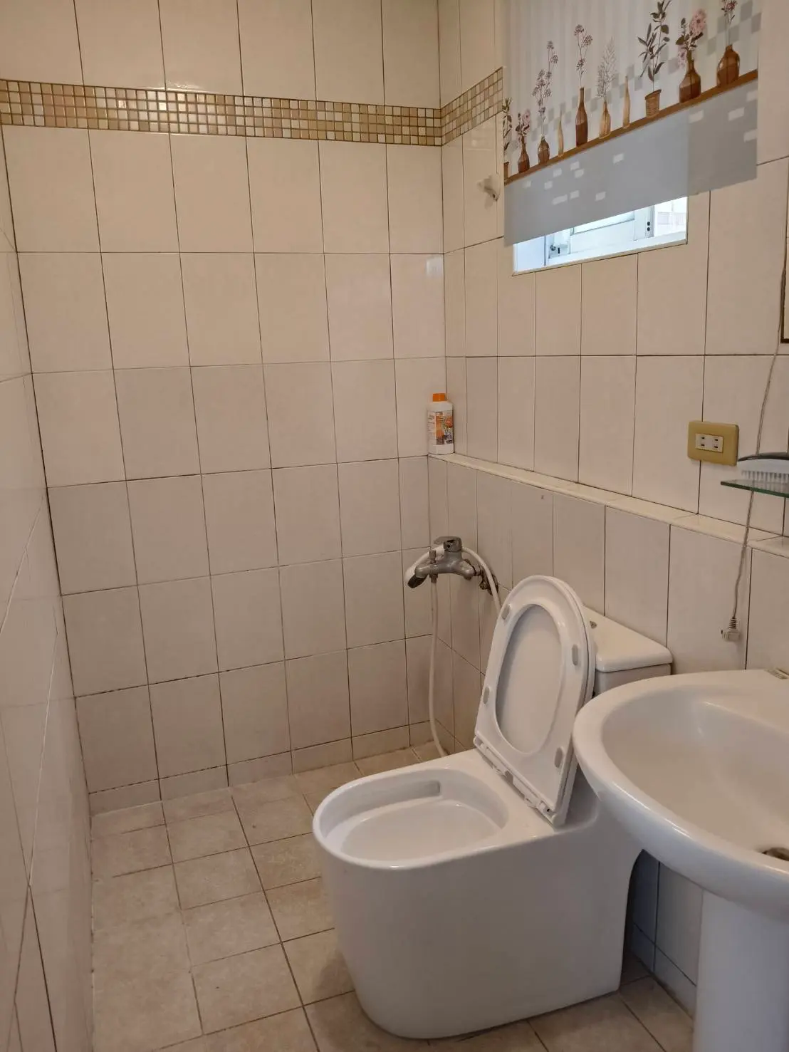 Room for rent in Daan District, Taipei City | NT$ 25 000 | 13 ping slide 7