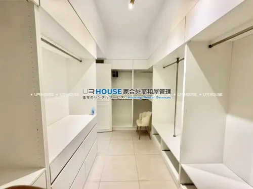 2 bedrooms apartment for rent in Sanchong District, New Taipei City | NT$ 40 045 | 15 ping slide 6