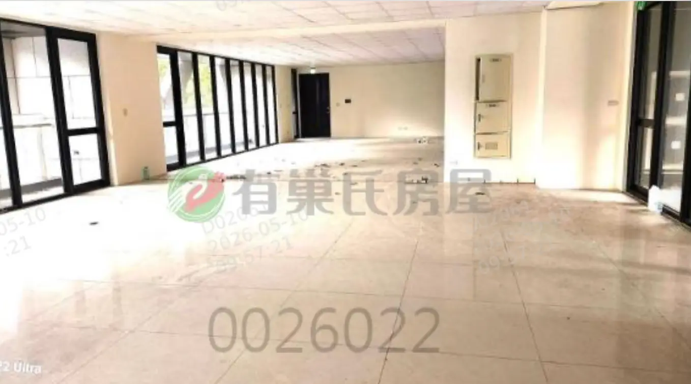 Shop / Retail for rent in Linkou District, New Taipei City | NT$ 130 000 | 124 ping slide 1