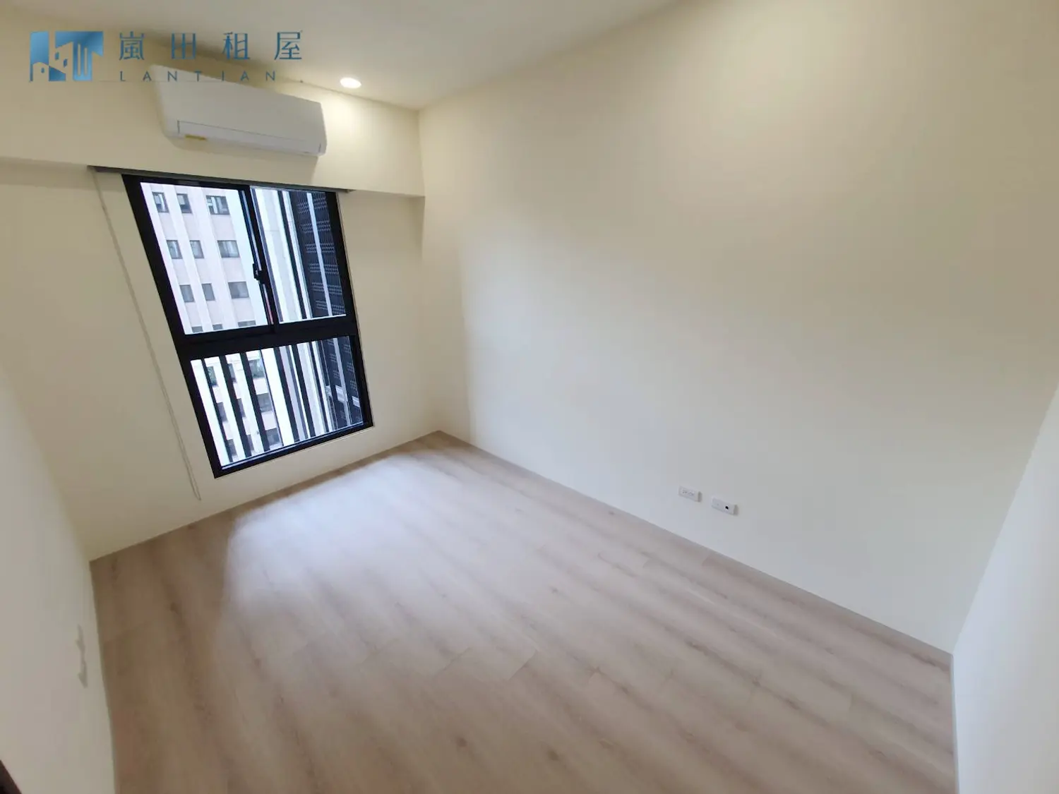 3 房 公寓 出租 TWD 38 000 - 28 坪 - 西屯區, 台中市 slide 0