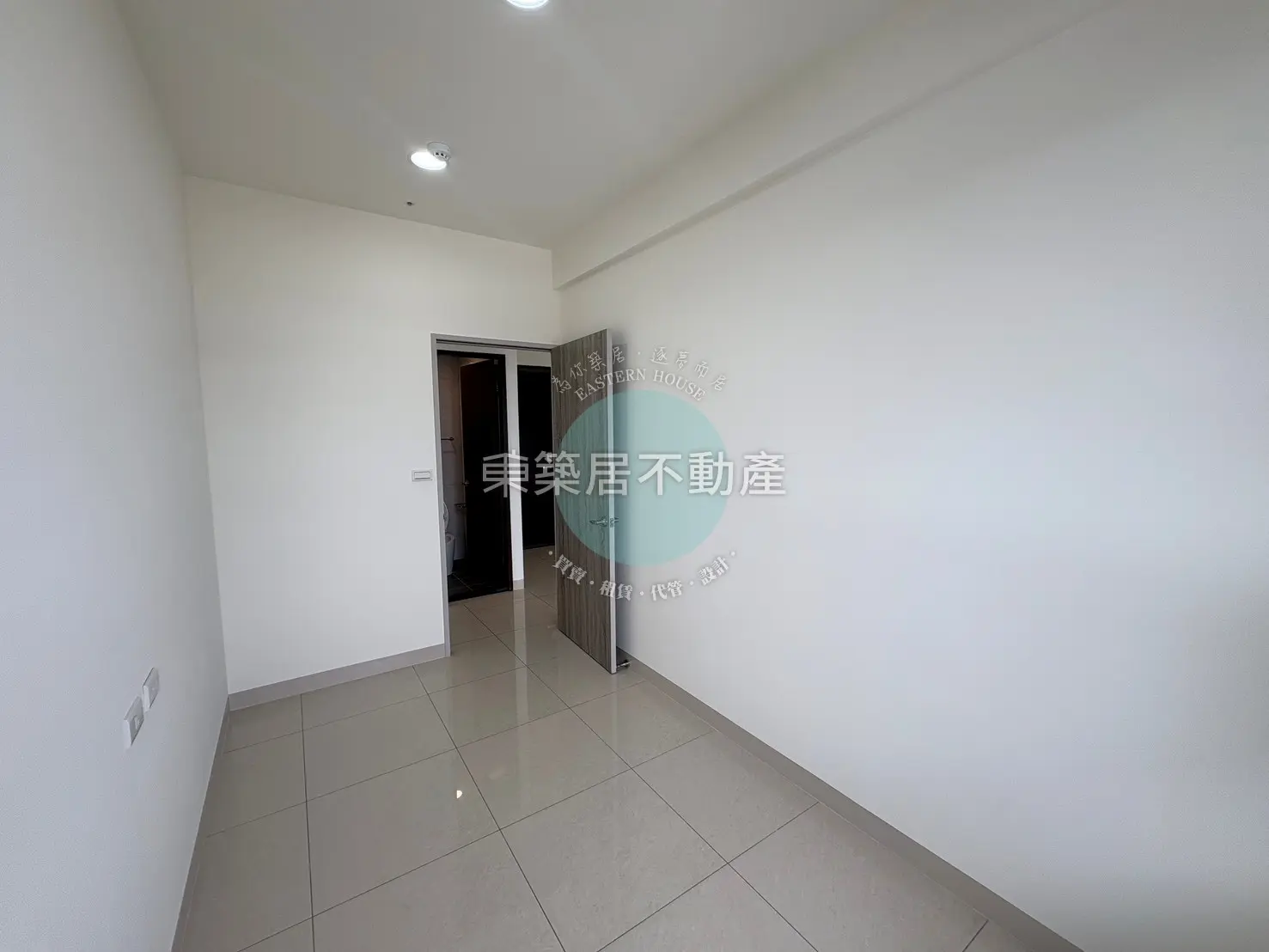 3 bedrooms apartment for rent in Anping District, Tainan City | NT$ 28 800 | 19 ping slide 9