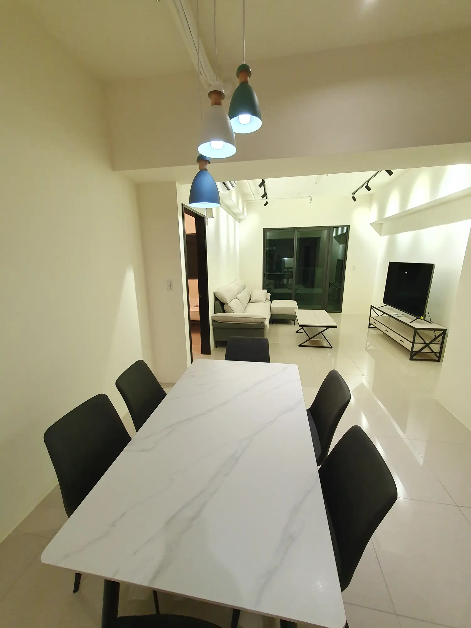 3 bedrooms apartment for rent in Wuqi District, Taichung City | NT$ 27 000 | 32 ping slide 6