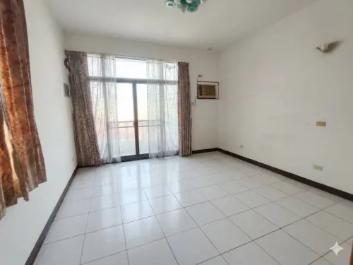 Townhouse for sale TWD 1 369 000 - Kaiming St - 1 room