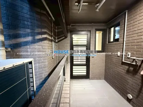 Apartment for rent NT$ 65 000 - Huajiang 1st Road - 3 bedrooms
