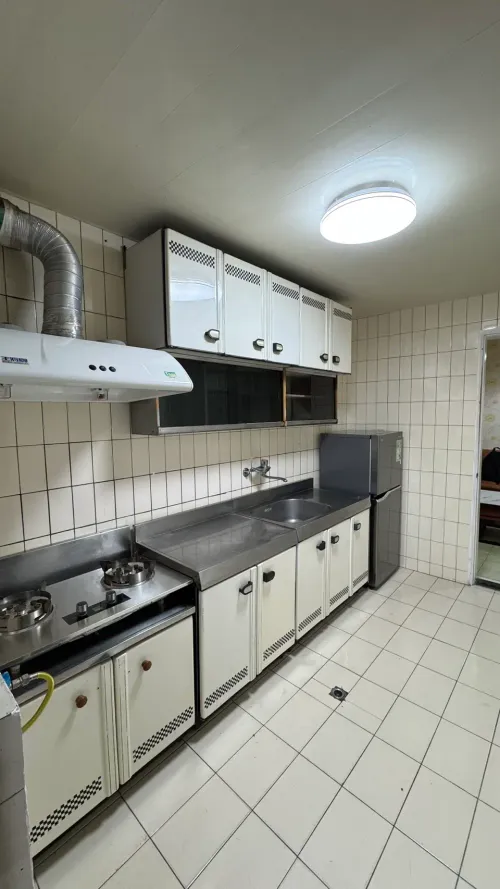 2 bedrooms apartment for rent in Xinyi District, Taipei City | TWD 35 000 | 20 ping slide 3