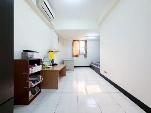 5 bedrooms townhouse for sale in Sanmin District, Kaohsiung City | NT$ 15 980 000 | 72 ping slide 19