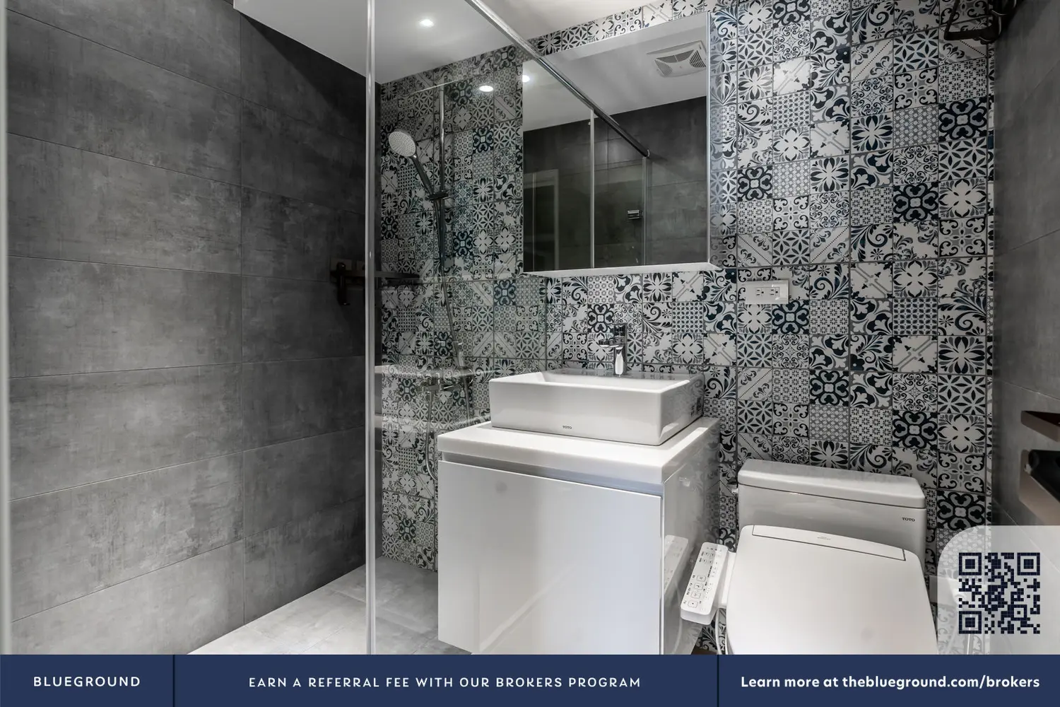 Studio apartment for rent in Zhongshan District, Taipei City | NT$ 130 440 | 22 ping slide 12