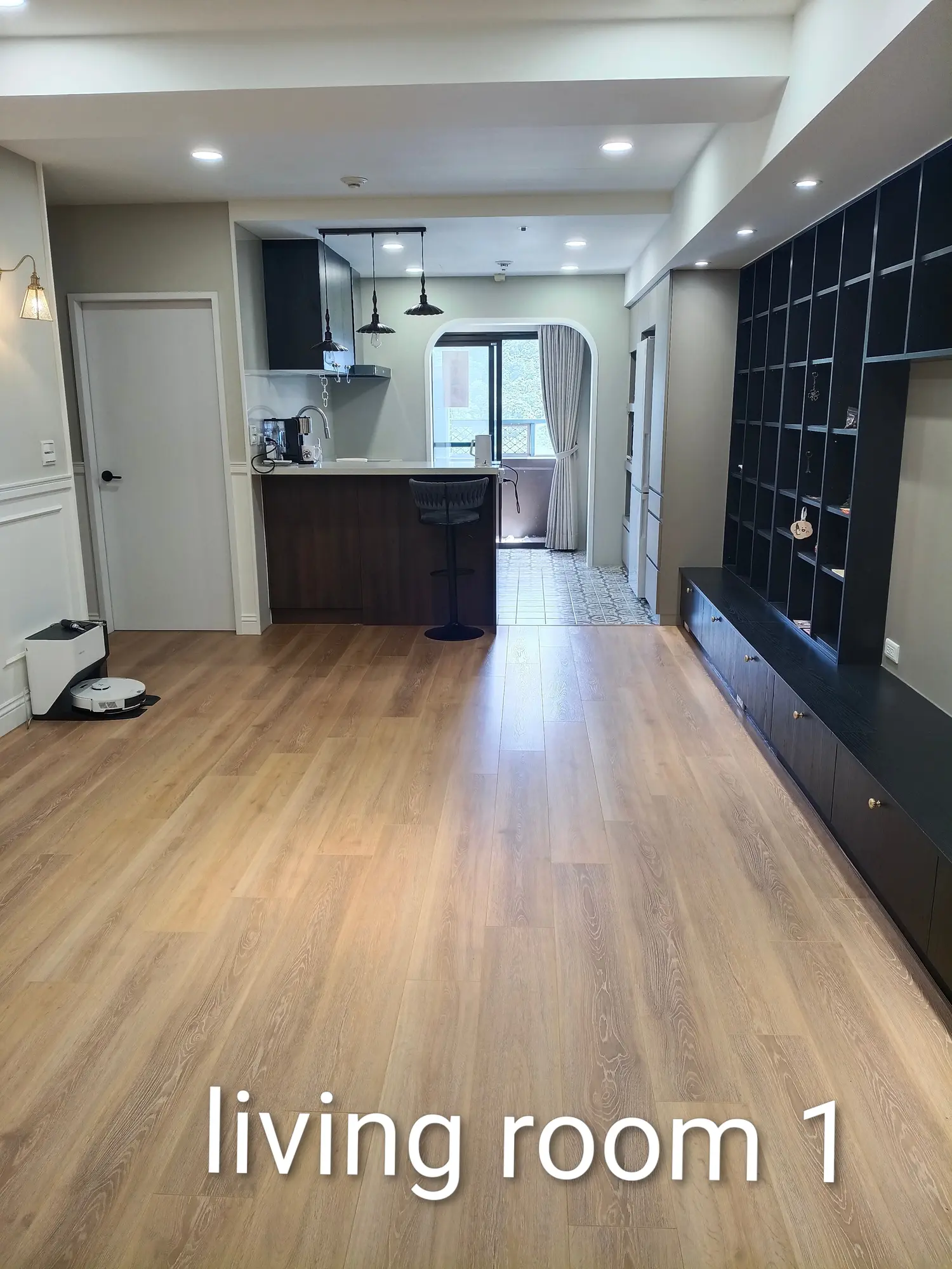 Room for rent in Renai District, Keelung City | NT$ 18 000 | 4 ping slide 1