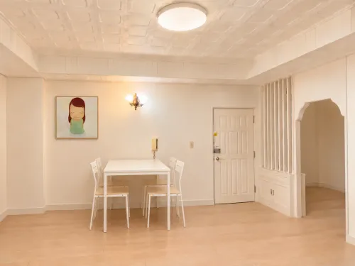 Apartment for rent NT$ 46 000 - Section 3, Civic Boulevard - 3 bedrooms