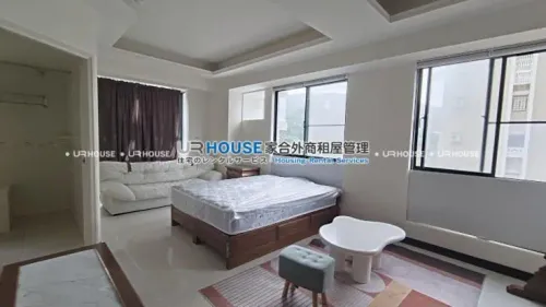 公寓 出租 NT$ 63 000 - 雨農路 - 3 房