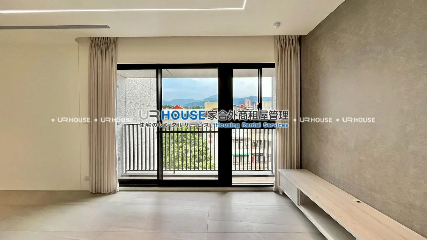 3 bedrooms apartment for rent in Shilin District, Taipei City | NT$ 120 000 | 32 ping slide 2