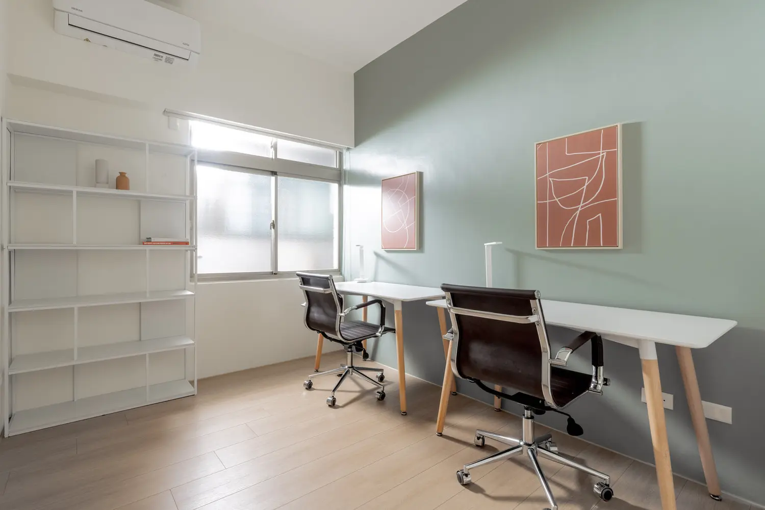 2 bedrooms apartment for rent in Xinyi District, Taipei City | NT$ 126 860 | 29 ping slide 13