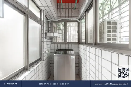 2 bedrooms apartment for rent in Xinyi District, Taipei City | NT$ 117 370 | 33 ping slide 13
