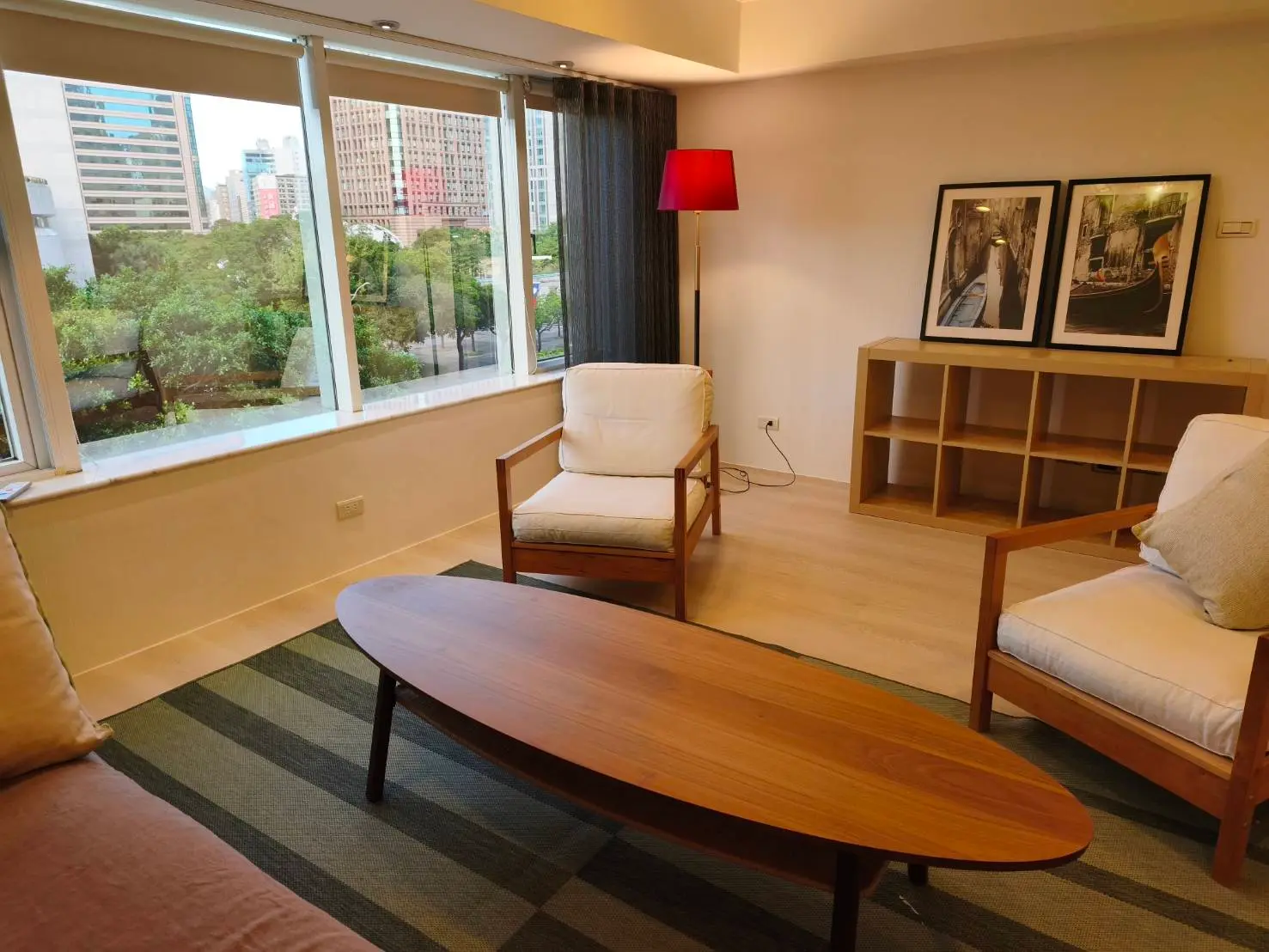 3 bedrooms apartment for rent in Xinyi District, Taipei City | NT$ 140 000 | 53 ping slide 0
