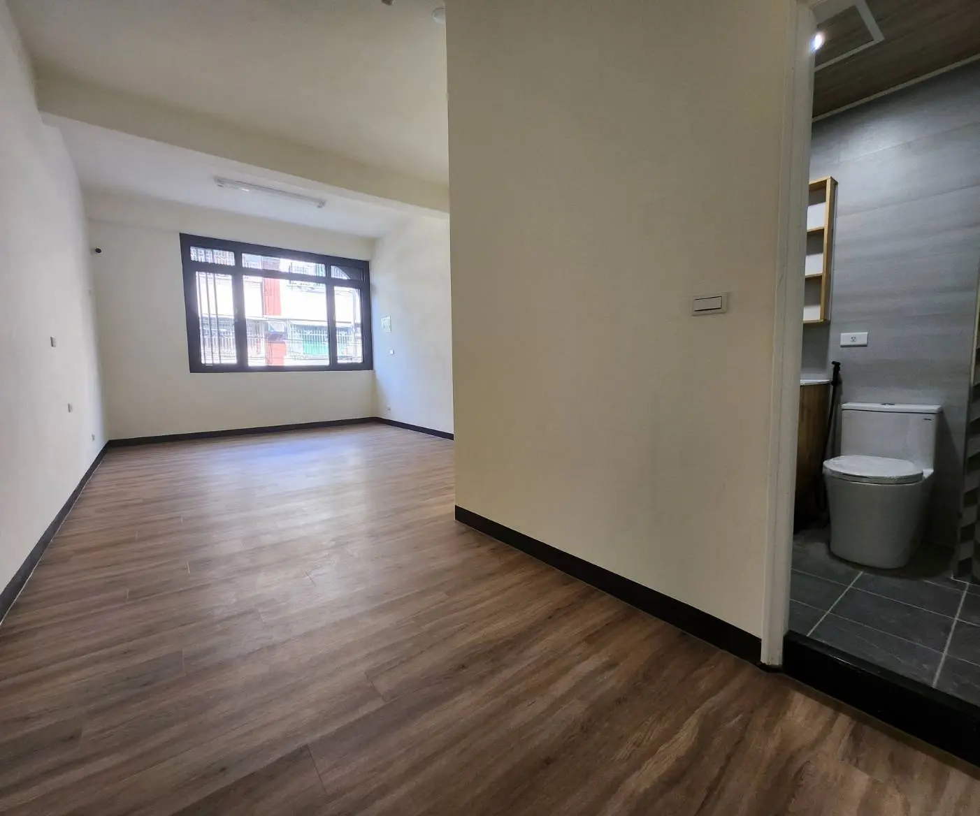 5 bedrooms townhouse for sale in Fengshan District, Kaohsiung City | NT$ 19 800 000 | 31 ping slide 12