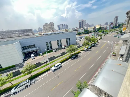 Apartment for sale NT$ 3 080 000 - Kaixuan 3rd Road - 3 bedrooms