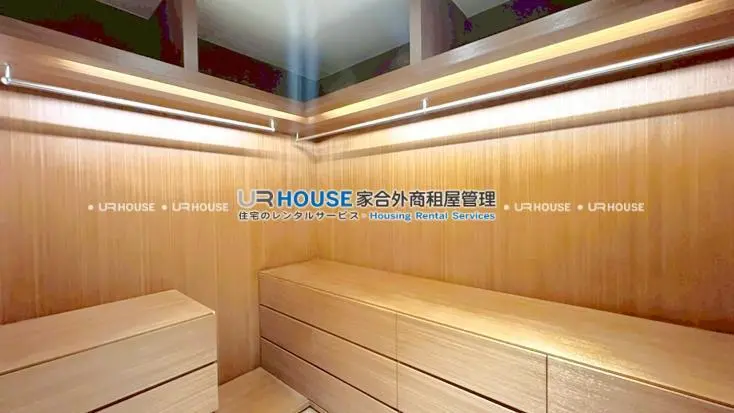 2 bedrooms apartment for rent in Zhongshan District, Taipei City | NT$ 120 000 | 35 ping slide 13