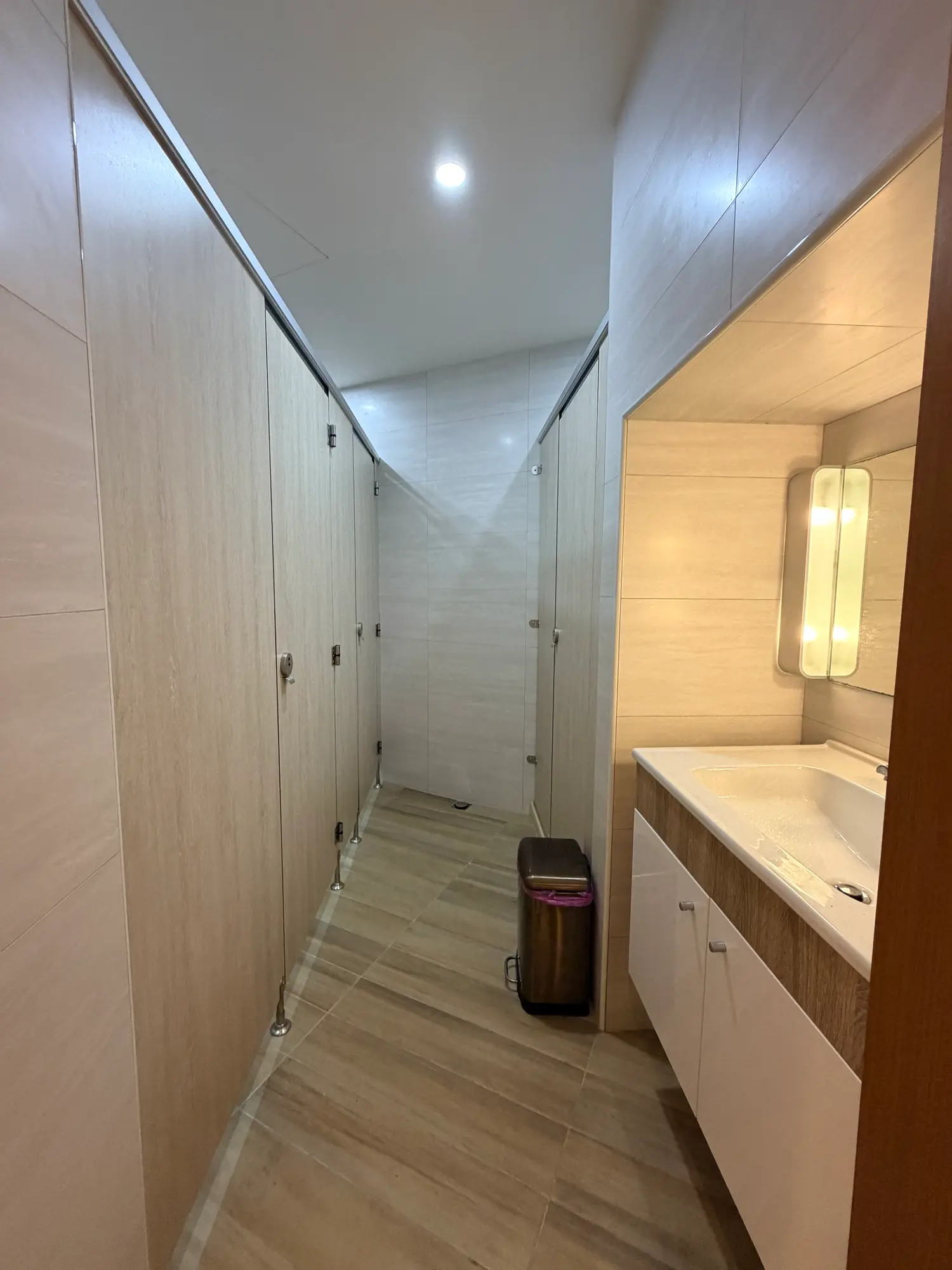 4 bedrooms townhouse for rent in Taipei City, Daan District | NT$ 100 000 | 42 ping slide 14