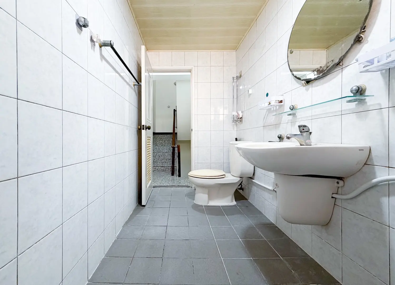 5 bedrooms townhouse for sale in Sanmin District, Kaohsiung City | NT$ 15 980 000 | 72 ping slide 9