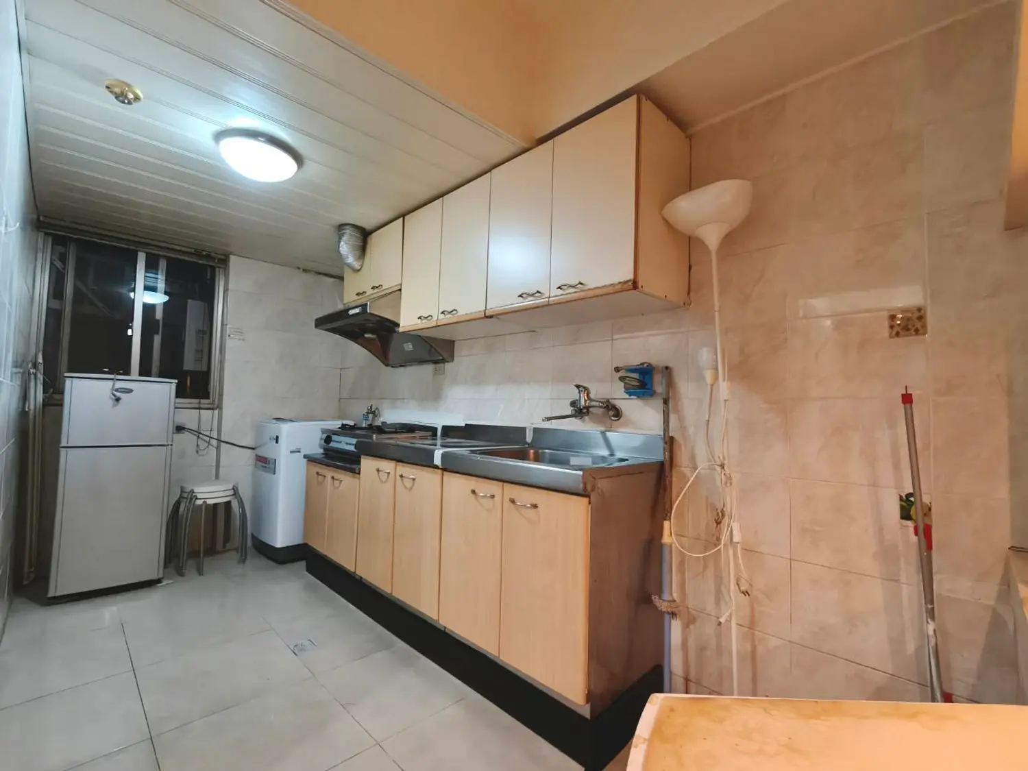 2 bedrooms apartment for sale in Songshan District, Taipei City | TWD 22 000 000 | 15 ping slide 4