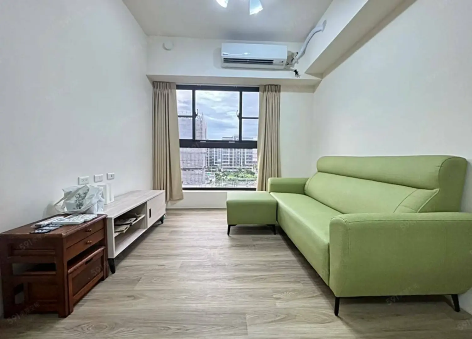 Studio apartment for rent TWD 25 000 - 18 ping - Luzhu District,Taoyuan City slide 0