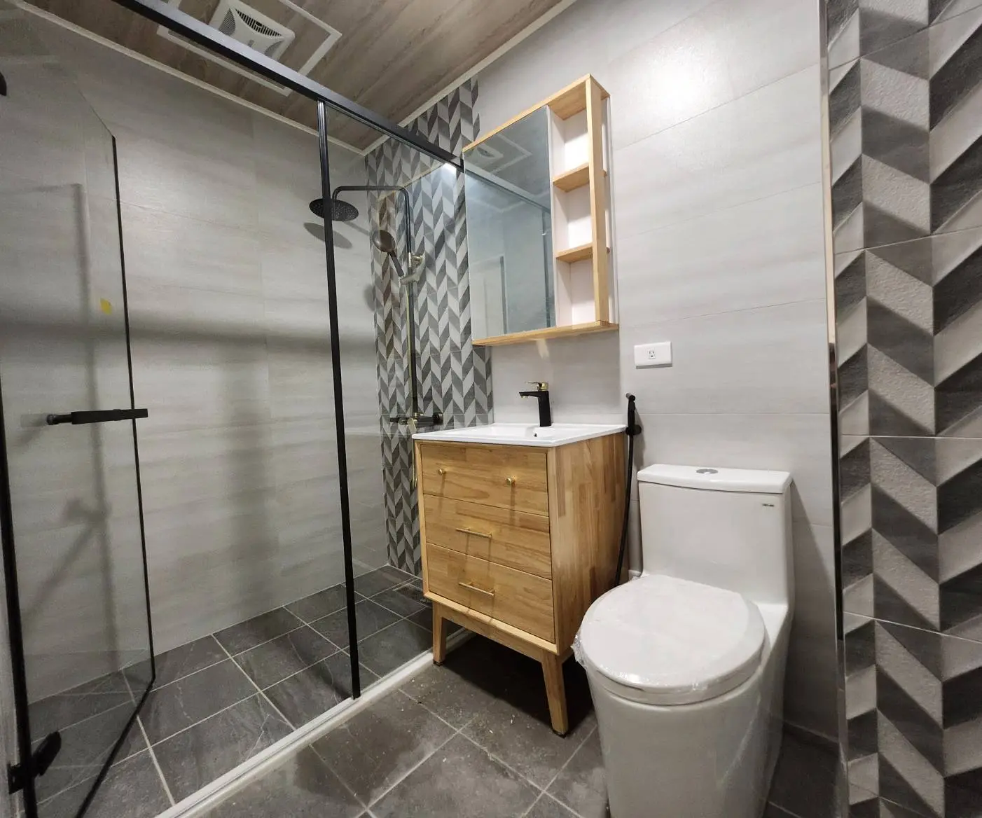 5 bedrooms townhouse for sale in Fengshan District, Kaohsiung City | NT$ 19 800 000 | 31 ping slide 13