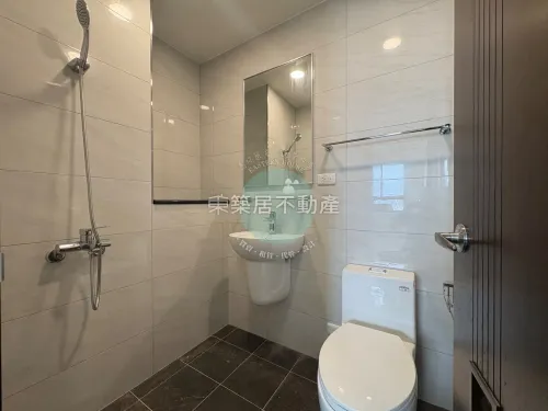 3 bedrooms apartment for rent in Anping District, Tainan City | NT$ 28 800 | 19 ping slide 12