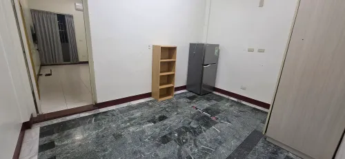Room for rent NT$ 6 000 - Lane 77, Xuguang West Road - 1 room